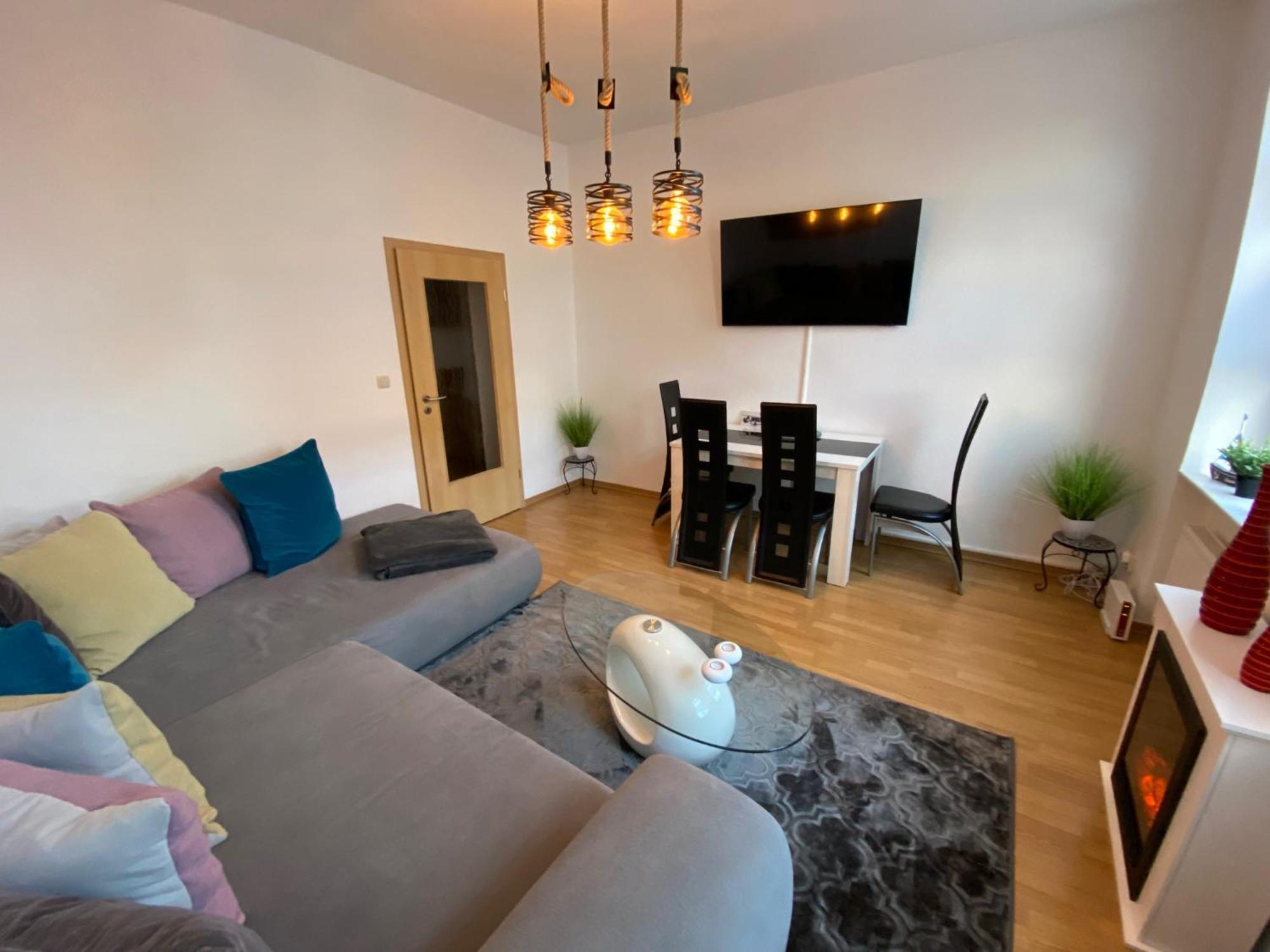 Zur Schleuse - Bis 6 Personen Mit Gem Garten Apartment Rostock