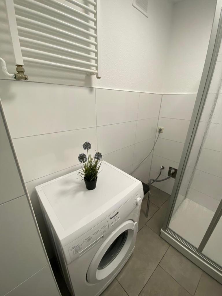Zur Schleuse - Bis 6 Personen Mit Gem Garten Rostock